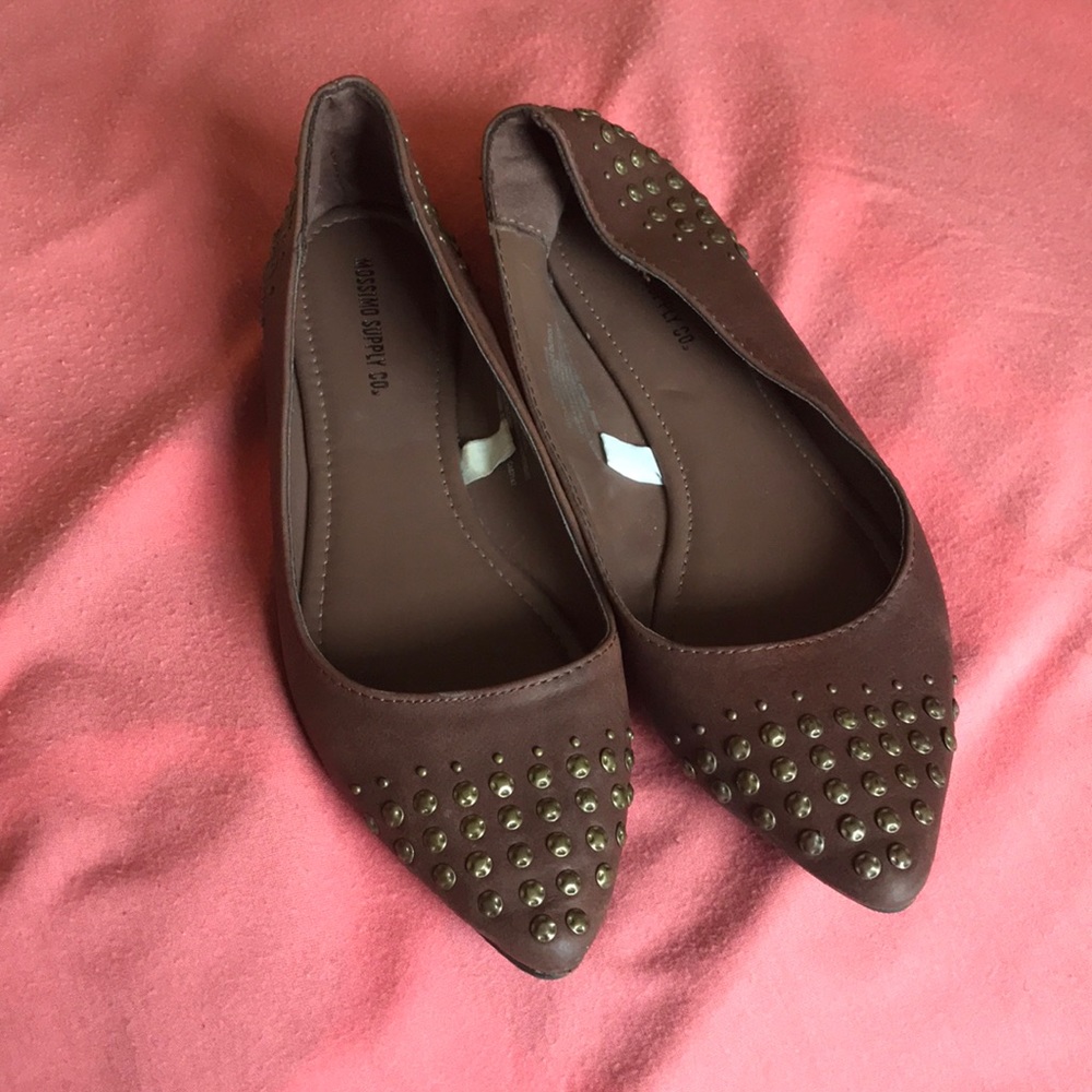 Brown with studs flats